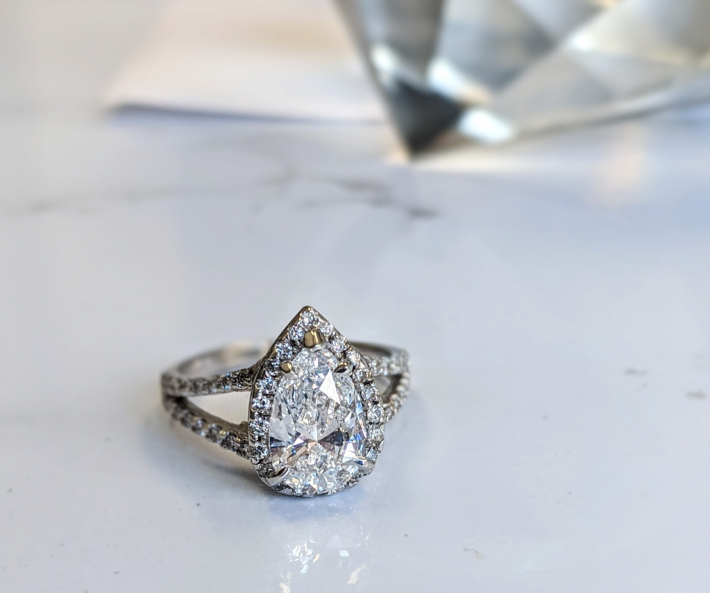 Pear Shaped Diamond Ring 